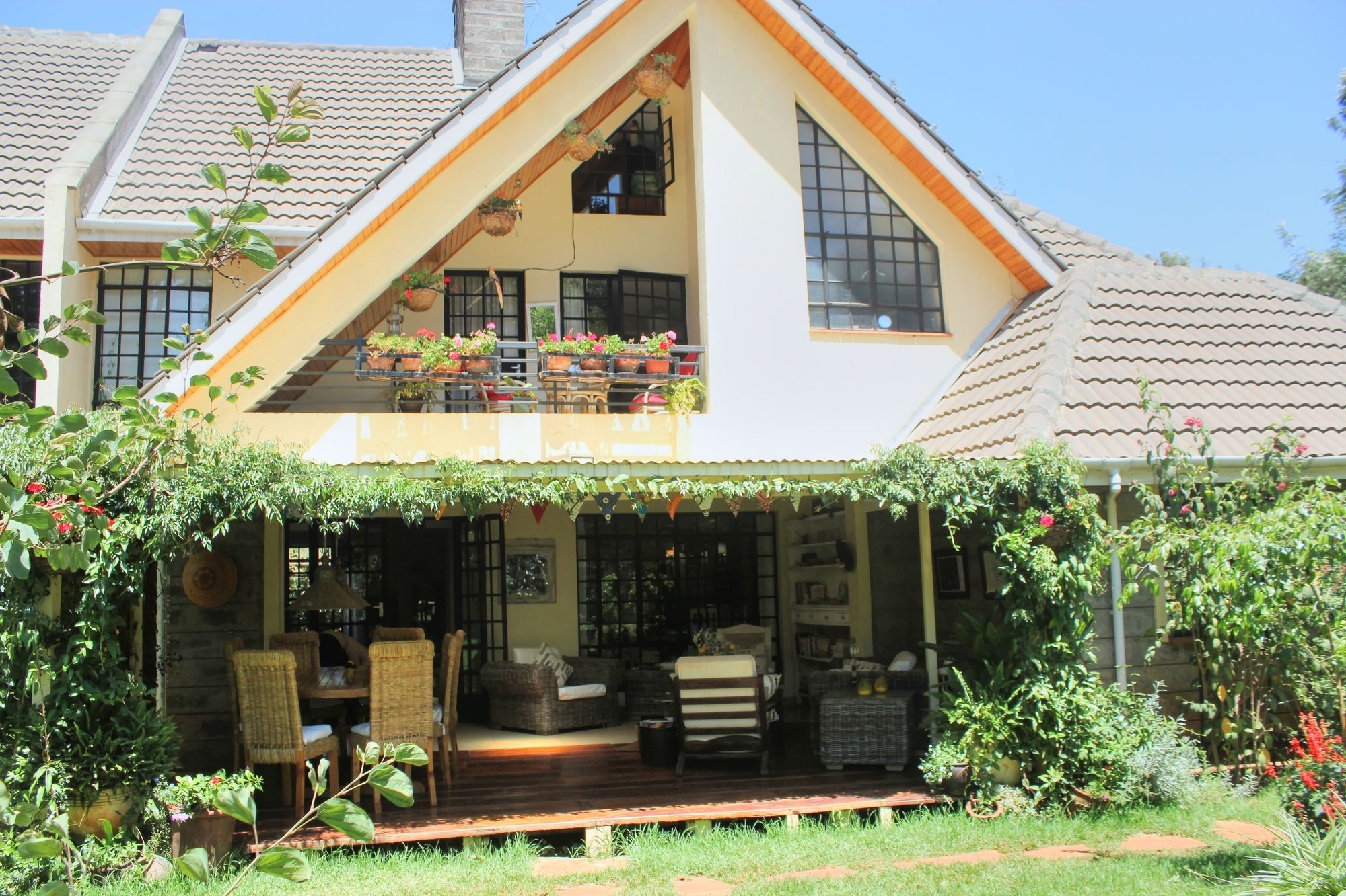 Hob House Hotel Gachie Exterior photo