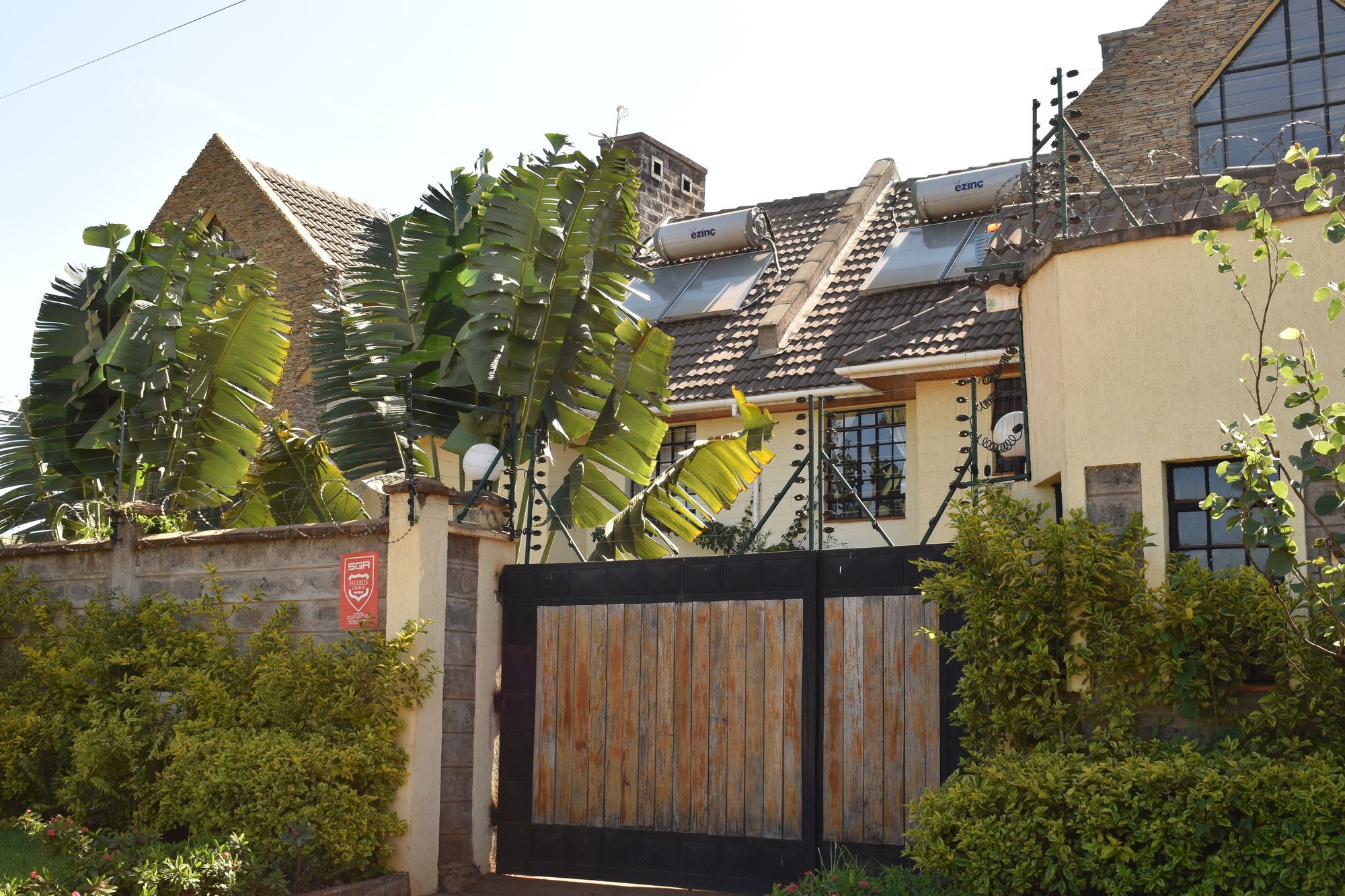 Hob House Hotel Gachie Exterior photo